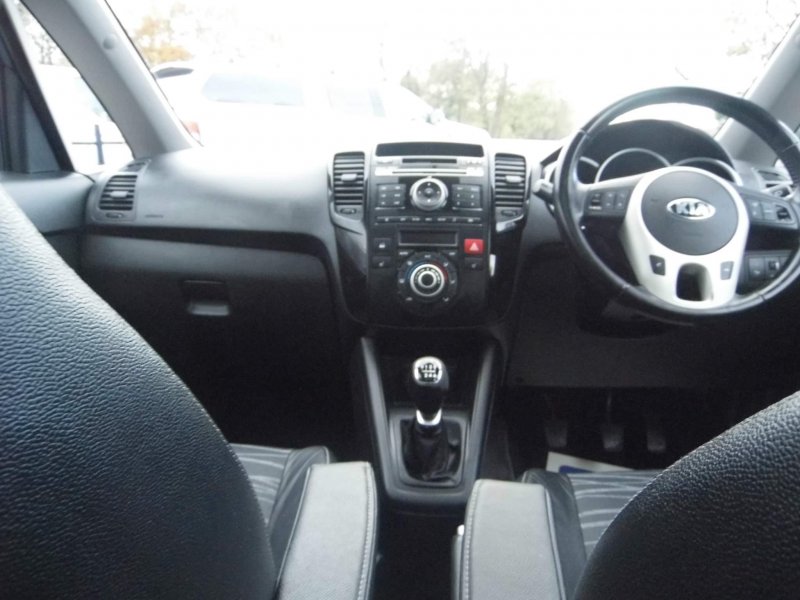 KIA VENGA 1.6 CRDi EcoDynamics 3 Euro 5 (s/s) 5dr 2014